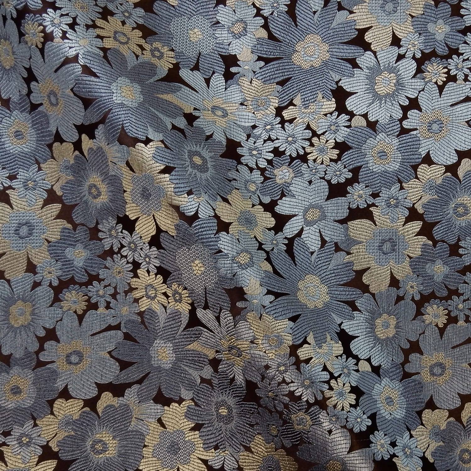 30" Silk Brocade Fabric Poppies 32 Blue Mist 15 yard bolt - Image 2